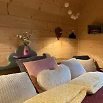 Wrobelek Elemelek 公寓 考斯赛力克